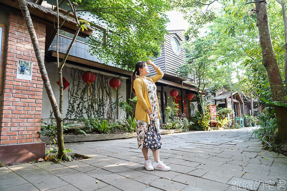 [苗栗景點]卓也小屋度假園區-2021桐花螢火蟲季 油桐花鋪滿地面宛如四月雪 卓也小屋一泊二食 下午茶 晚餐超豐富 薄荷烤雞 大碗公彩色粉粿冰必吃 卓也小屋導覽地圖  苗栗三義景點  卓也書園子 景觀餐廳 卓也藍染DIY