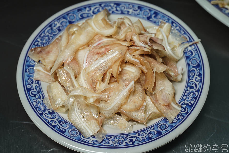 [花蓮美食]太祖魷魚羹花蓮博愛店- 豬耳朵好吃到根本就是名產等級! 赤肉羹必點!!! 花蓮下午有營業餐廳 花蓮小吃 花蓮魷魚羹 花蓮肉羹