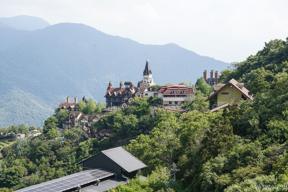 [清境咖啡廳推薦]來福居玻璃屋景觀咖啡廳-180度絕美山景 遠眺歐洲城堡老英格蘭山莊 我在台灣阿爾卑斯山喝下午茶  清境來福居民宿  南投清境景觀咖啡廳