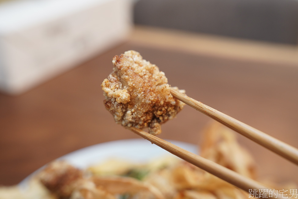 [花蓮美食]優派脆皮雞排民國店-花蓮鹹酥雞店有賣炸牛蒡太開心 好吃酥脆又不油  脆皮雞排更是療癒美食 花蓮雞排 花蓮宵夜