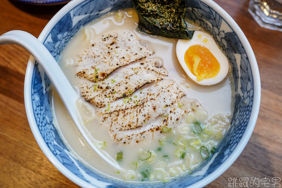 [花蓮美食]定置漁場三代目-魚湯拉麵居然還能無限加湯加麵 蝦醬炸透抽更是好吃的令人驚艷! 花蓮拉麵 定置漁場三代目菜單