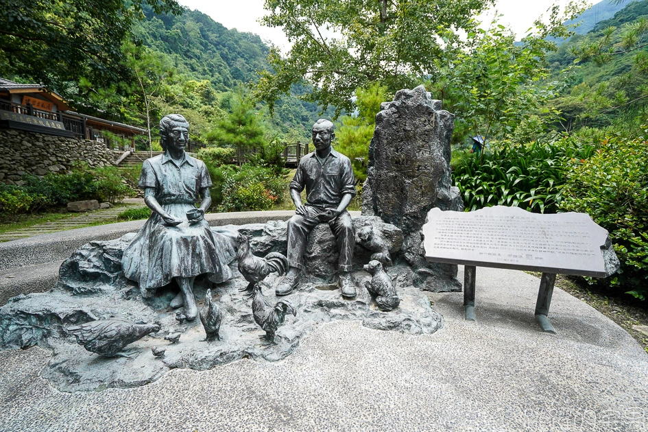 新竹旅遊這樣玩  張學良故居還有免費溫泉 品嘗原住民風味餐 山林中在三毛夢屋喝咖啡下午茶 五峰鄉段木香菇有夠厲害 居然是柴燒@跳躍的宅男