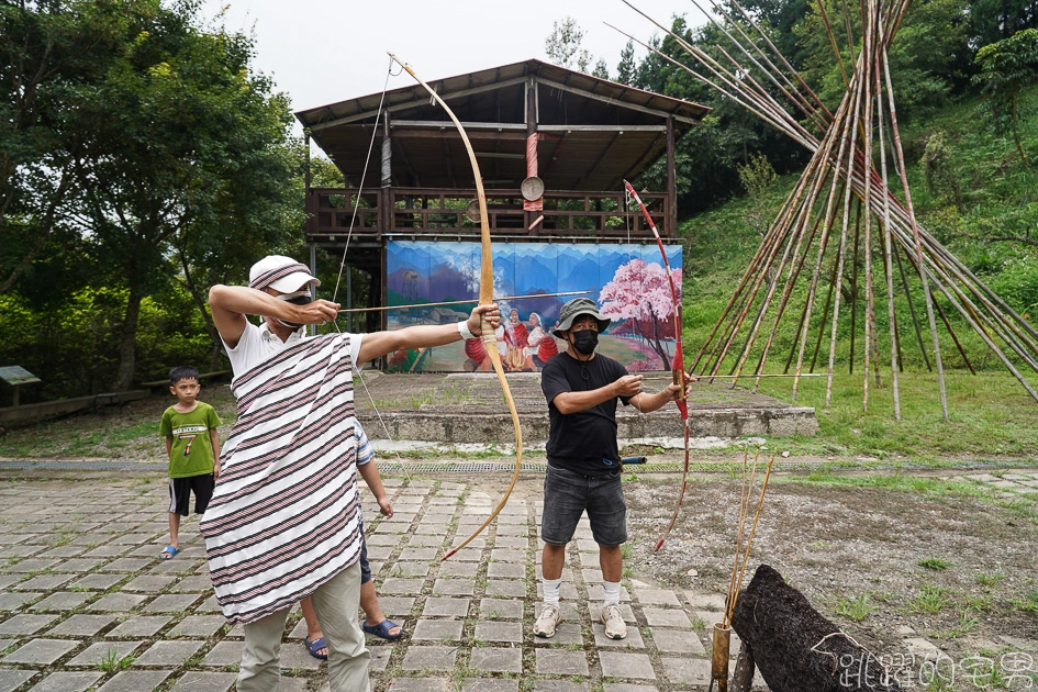 新竹旅遊這樣玩  張學良故居還有免費溫泉 品嘗原住民風味餐 山林中在三毛夢屋喝咖啡下午茶 五峰鄉段木香菇有夠厲害 居然是柴燒@跳躍的宅男