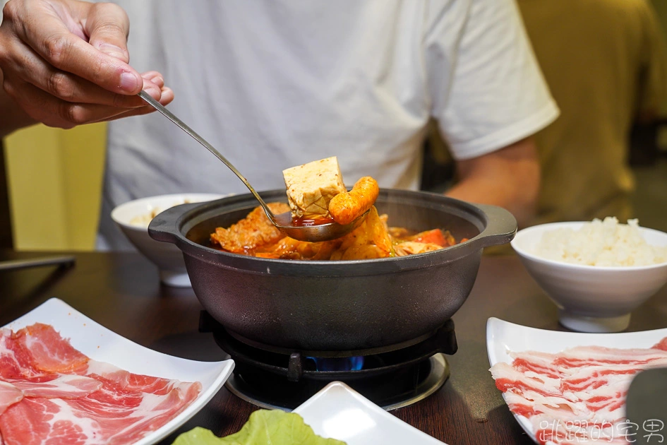 [花蓮美食]喫鍋頂級平價小火鍋花蓮店-白飯、粉絲、飲料、爆米花、霜淇淋以及冰淇淋吃到飽 好吃又不貴 下午有營業還開到晚上11點 必點沙茶鍋、番茄鍋 花蓮火鍋 花蓮宵夜，喫鍋花蓮店 花蓮下午不休息餐廳