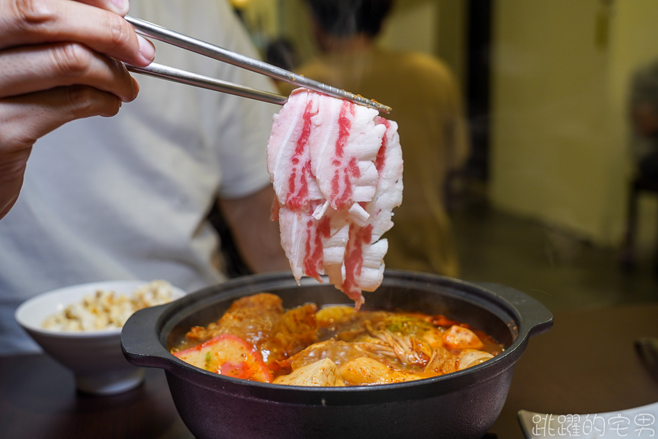 [花蓮美食]喫鍋頂級平價小火鍋花蓮店-白飯、粉絲、飲料、爆米花、霜淇淋以及冰淇淋吃到飽 好吃又不貴 下午有營業還開到晚上11點 必點沙茶鍋、番茄鍋 花蓮火鍋 花蓮宵夜，喫鍋花蓮店 花蓮下午不休息餐廳