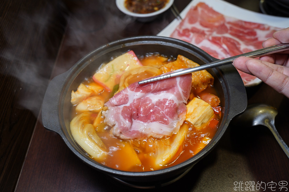 [花蓮美食]喫鍋頂級平價小火鍋花蓮店-白飯、粉絲、飲料、爆米花、霜淇淋以及冰淇淋吃到飽 好吃又不貴 下午有營業還開到晚上11點 必點沙茶鍋、番茄鍋 花蓮火鍋 花蓮宵夜，喫鍋花蓮店 花蓮下午不休息餐廳