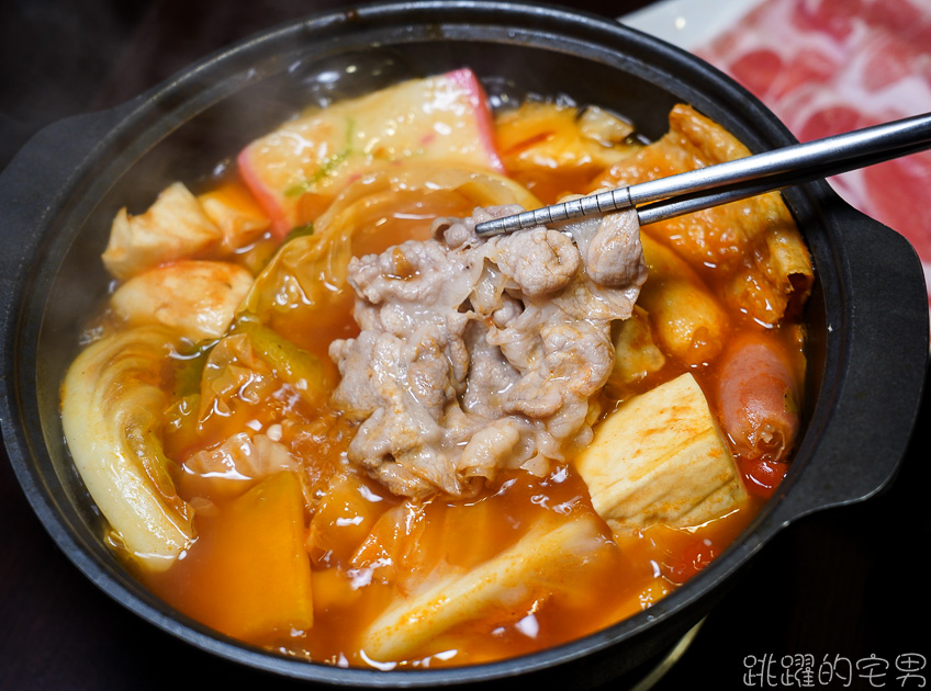 [花蓮美食]喫鍋頂級平價小火鍋花蓮店-白飯、粉絲、飲料、爆米花、霜淇淋以及冰淇淋吃到飽 好吃又不貴 下午有營業還開到晚上11點 必點沙茶鍋、番茄鍋 花蓮火鍋 花蓮宵夜，喫鍋花蓮店 花蓮下午不休息餐廳