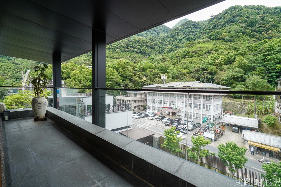 [烏來住宿]璞石麗緻溫泉會館-高質感烏來溫泉飯店於山林靜謐湛藍溪水之間，多種風格湯屋、台北溫泉飯店推薦、烏來飯店推薦、烏來旅遊、2025台灣好湯金泉獎五大旅遊推薦獎