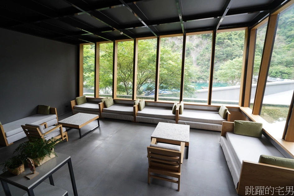 [烏來住宿]璞石麗緻溫泉會館-高質感烏來溫泉飯店於山林靜謐湛藍溪水之間，多種風格湯屋、台北溫泉飯店推薦、烏來飯店推薦、烏來旅遊、2025台灣好湯金泉獎五大旅遊推薦獎