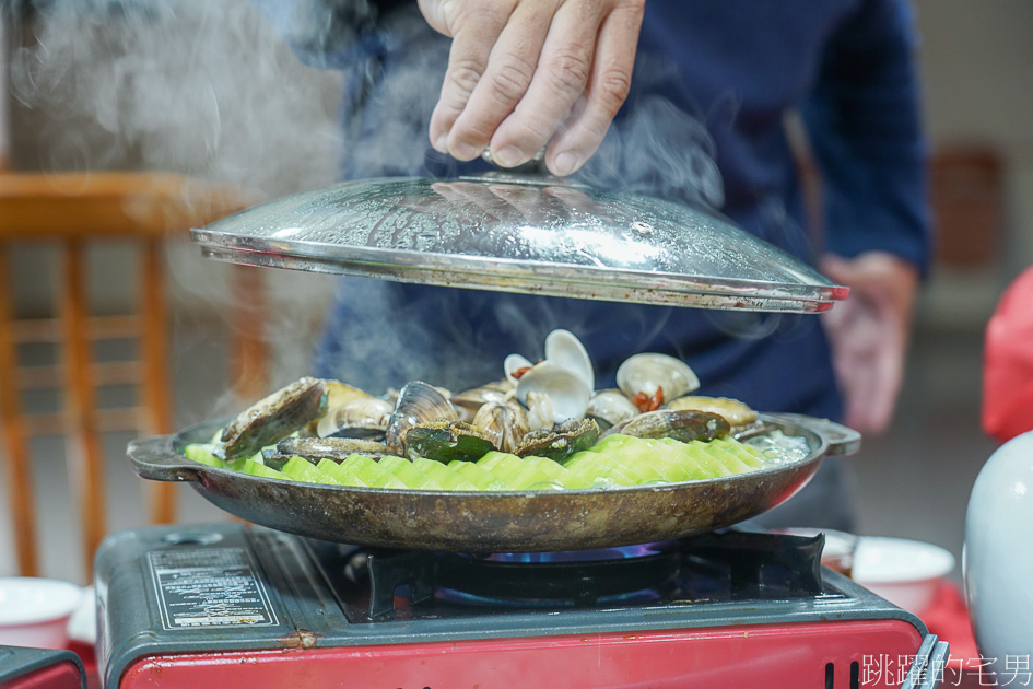 台北2022除夕圍爐-68食堂除夕年夜飯提供包廂、卡啦OK，價格從4999元到8800元 外帶宅配都可以，台北除夕餐廳推薦