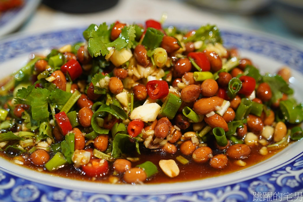 [北投美食]傳承茶蝦飯 我家客家小館-台北好吃客家菜，這家必點入口即化梅干扣肉、自家酸筍煎蛋。招牌飛魚卵茶蝦飯令人著迷，炒飯居然可以這麼香! 北投奇岩站美食