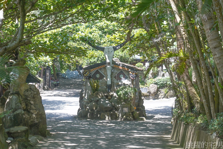 KKday花蓮一日遊行程推薦 「花蓮市區出發接送」 眺望太平洋療癒海景、牛山呼庭・米粑流海稻田・月洞奇觀・緩慢石梯坪  豐濱景點懶人包