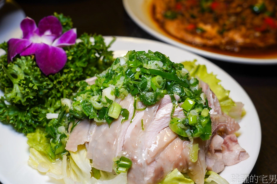 [國父紀念館美食]川妹子成都川味料理-這家台北川菜推薦，花椒燒蛋、成都毛血旺、麻辣鴨掌，酸豆粉絲煲 香椒麻辣滋味令人一吃上癮啊! 大安區美食