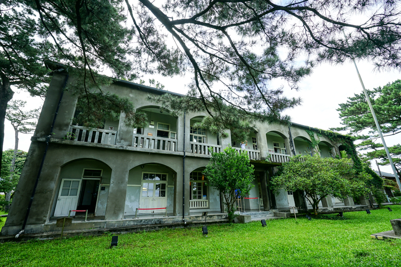 [花蓮景點推薦]松園別館不要只來逛逛拍松樹，IG網美都是這樣拍，馬上讓你美到不想離開，vivo X70 Pro+拍照