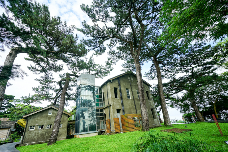 [花蓮景點推薦]松園別館不要只來逛逛拍松樹，IG網美都是這樣拍，馬上讓你美到不想離開，vivo X70 Pro+拍照
