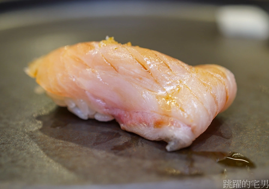 [花蓮日本料理]鮨煦料理案內所-黑鮪魚大腹、北海道海膽太好吃啦!絕美細膩的鮮味在嘴中綻放! 這家花蓮板前壽司大家吃過沒?