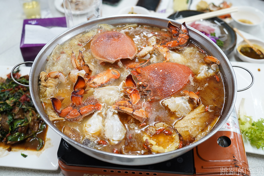 今日熱門文章：[花蓮海鮮推薦]美崙海鮮料理-活螃蟹加在全酒麻油雞?? 這是什麼逆天組合啦!  冬天吃這就是爽! 花蓮美食