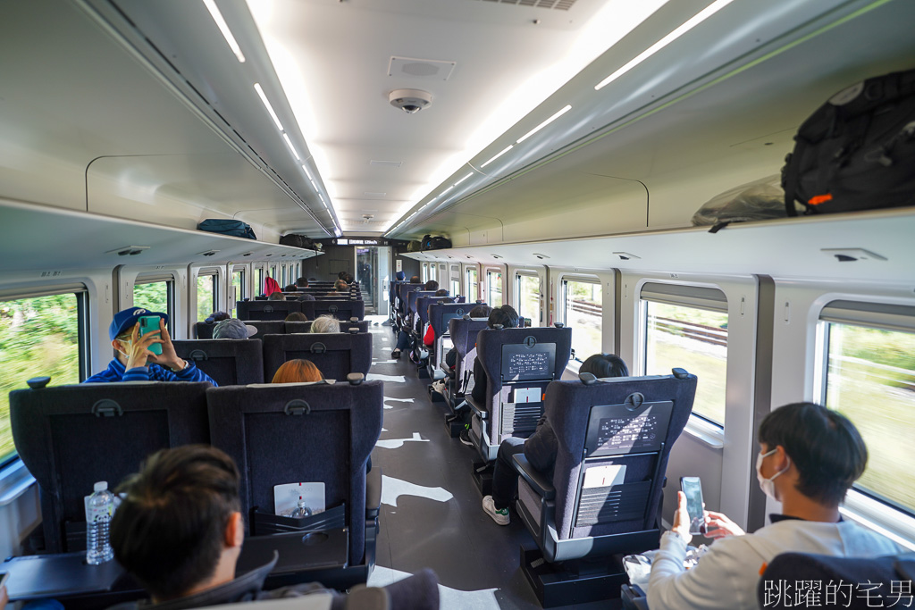 第一班車就衝了! 台鐵最新列車-EMU3000型新自強號城際列車，花蓮到台北，座位加大加寬還有商務艙(騰雲座艙)，來回票完整體驗，騰雲座艙缺點我不能忍，提供台鐵EMU3000時刻表 騰雲座艙票價