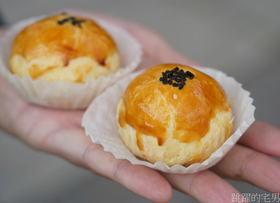 [花蓮貝果]麥造烘焙Mai Make-大推這間鹹蛋黃貝果、內餡超滿有夠爽! 草莓大福必吃! 花蓮麵包店 花蓮吐司