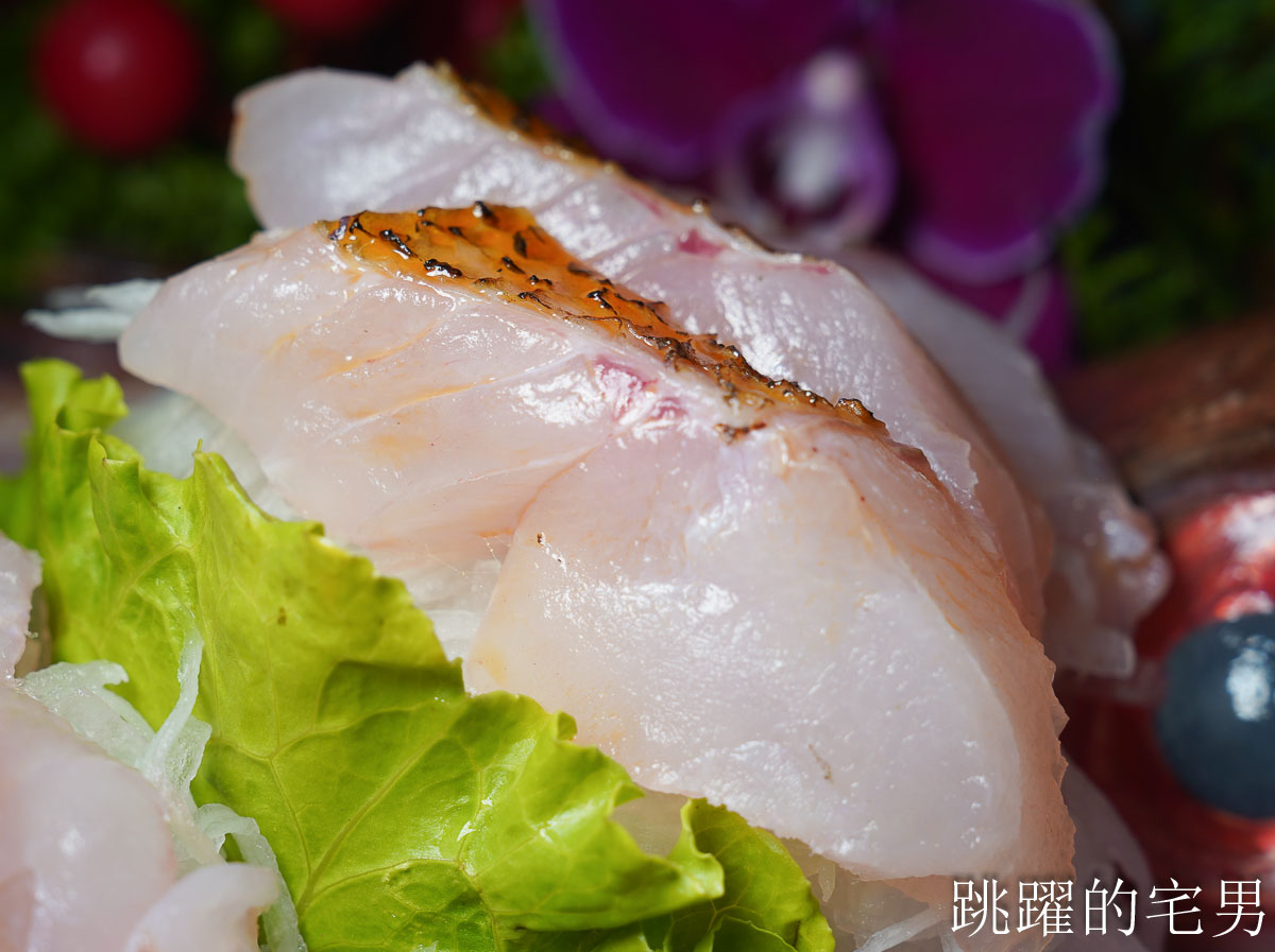 [花蓮海鮮推薦]美崙海鮮料理-漁船直送本港海鮮，第一次吃到超過1公斤紅喉生魚片，花蓮旭蟹絕對徹底改觀!，花蓮美食