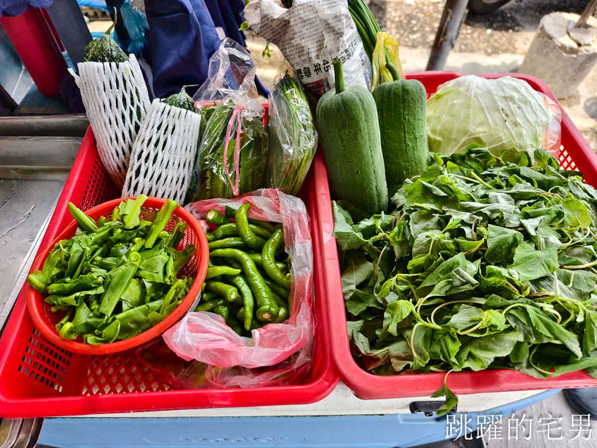 [花蓮海鮮推薦]美崙海鮮料理-漁船直送本港海鮮，第一次吃到超過1公斤紅喉生魚片，花蓮旭蟹絕對徹底改觀!，花蓮美食
