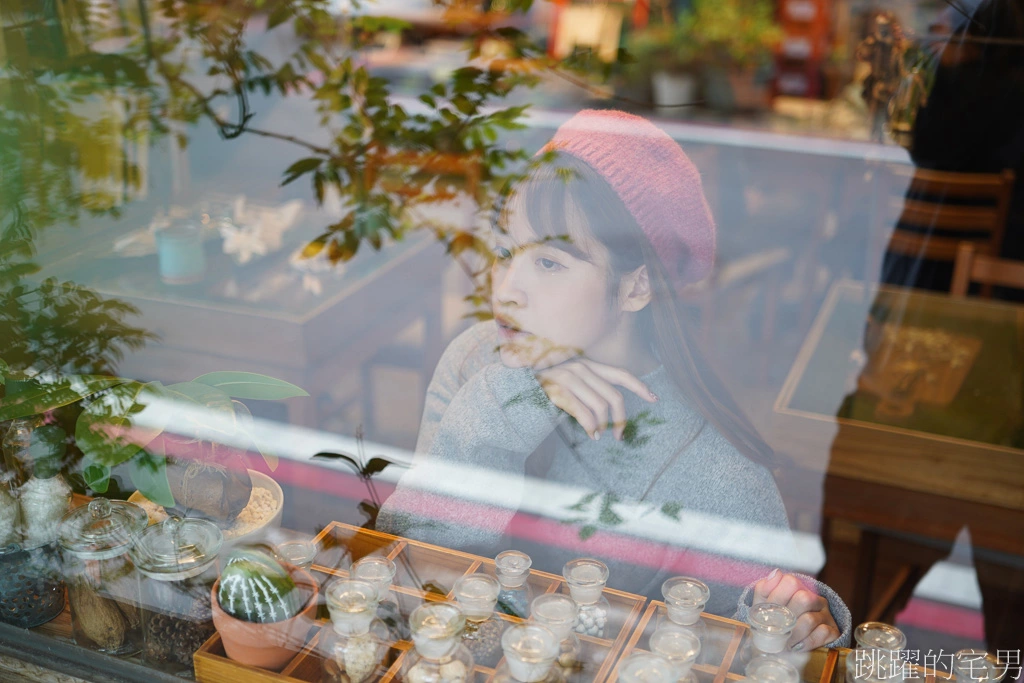 [花蓮美食]實季食記。Seedson Coffee-文青感風格咖啡廳，必點熱壓吐司 早上8點就有開 花蓮早午餐