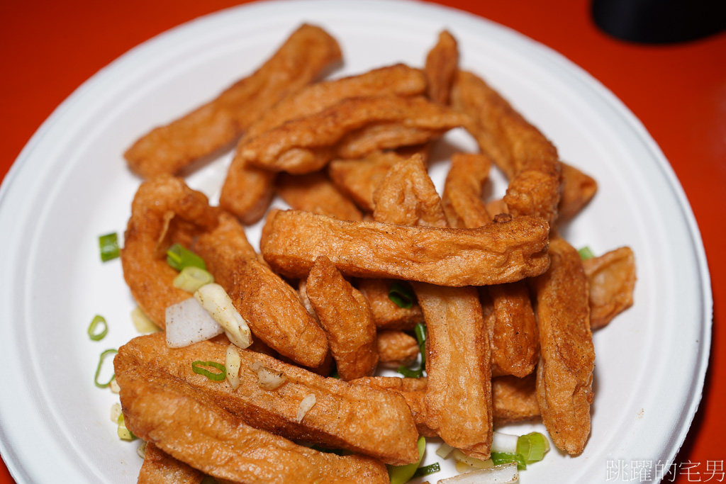 花蓮東大門夜市美食-螃蟹王︱開業超過20年花蓮鹹酥雞店，外皮乾酥完全不油! 口感令人難忘 炸螃蟹、炸魷魚、無骨鹹酥雞