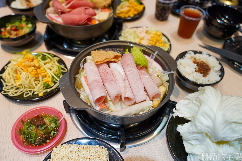 [花蓮美食]億品鍋花蓮店-花蓮火鍋140元就有沙拉自助吧、涼麵、豬油拌飯吃到飽、杜老爺冰淇淋、爆米花、霜淇淋、飲料無限量供應! 下午不休息還開到凌晨2點!!花蓮宵夜