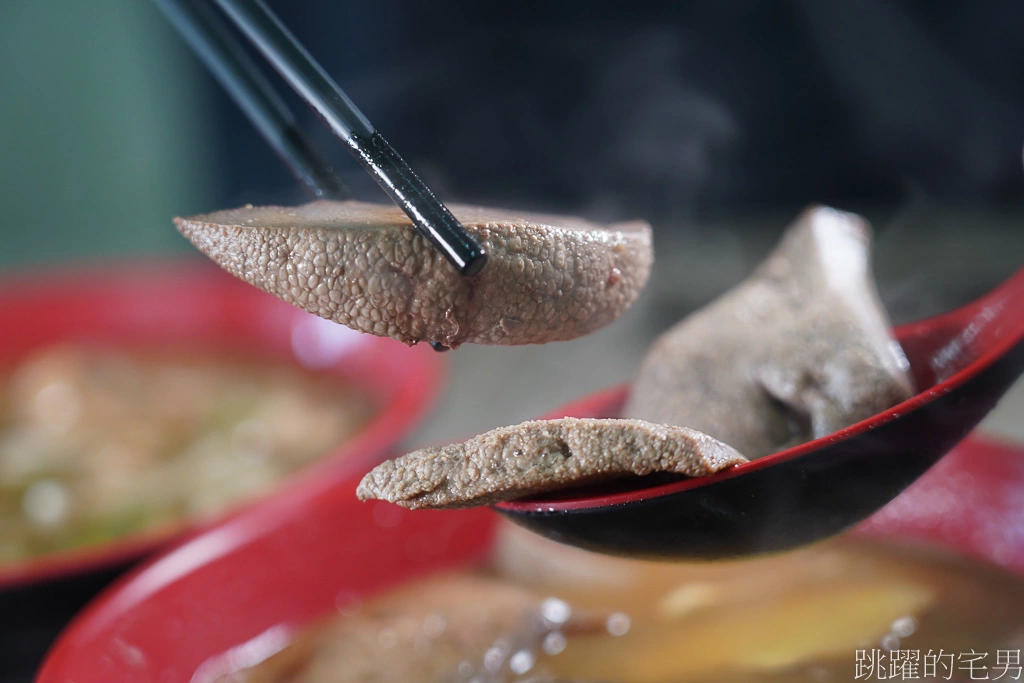 [花蓮吉安美食]鼎豐生炒鴨肉羹-鑊氣飽滿 滋味十足，我就是要吃這種鴨肉羹! 必點麻油豬肝湯、炒飯，花蓮小吃，提供花蓮鼎豐生炒鴨肉羹菜單