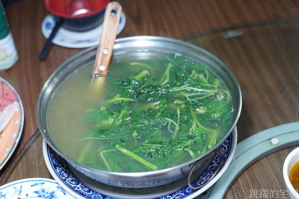 [花蓮吉安美食]阿美煮- 桶仔雞鹹香又多汁，現烤活魚毫無土味又水嫩，入口還有特別香氣，絕對是花蓮烤魚推薦! 花蓮桶仔雞推薦