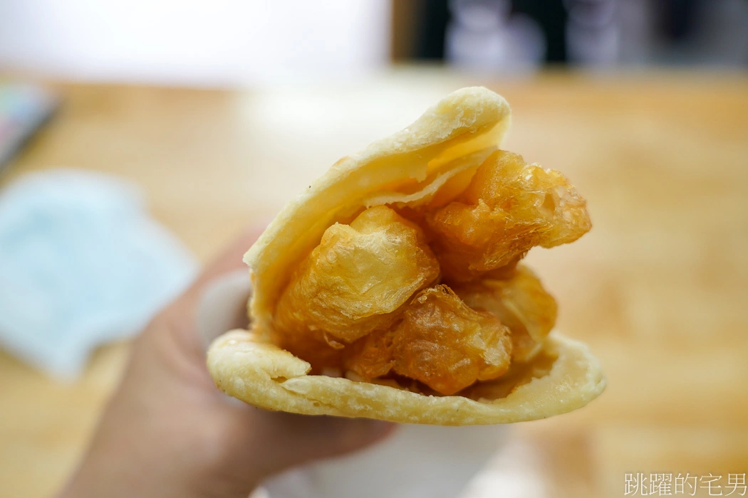 [花蓮早餐]山東豆漿大王-70年早餐店，招牌肉餅、蔥餅，蘿蔔辣椒