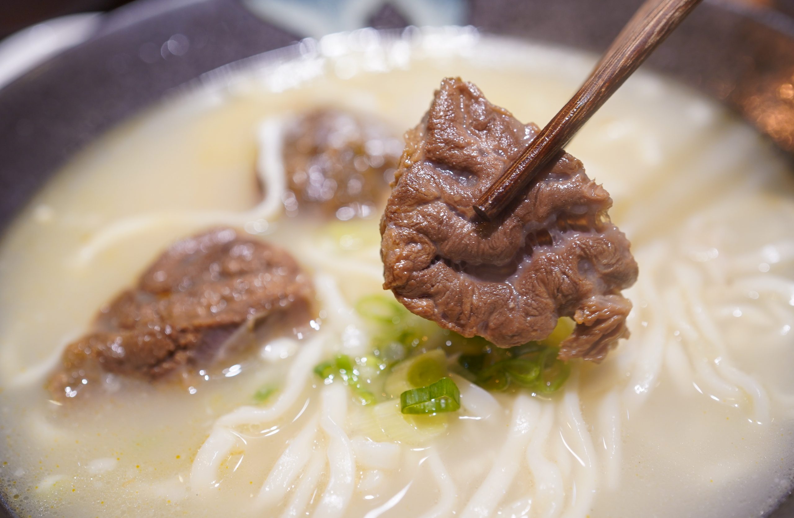 [花蓮牛肉麵]為食哞牛肉麵-食尚玩家花蓮推薦牛肉麵，花蓮美食