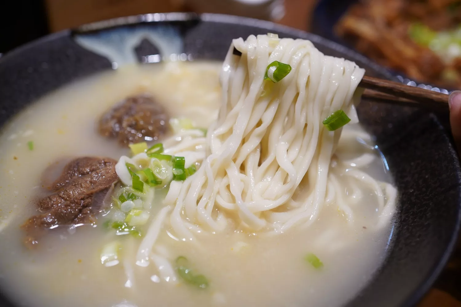 [花蓮牛肉麵]為食哞牛肉麵-食尚玩家花蓮推薦牛肉麵，花蓮美食