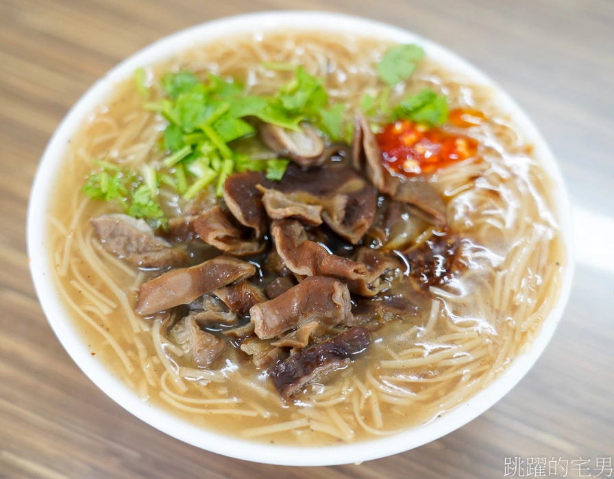 [吉安美食]海岸美女臭豆腐-大腸麵線料好多，花蓮臭豆腐推薦，花蓮下午有營業餐廳