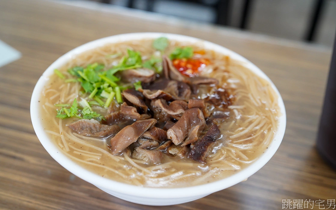 [吉安美食]海岸美女臭豆腐-大腸麵線料好多，花蓮臭豆腐推薦，花蓮下午有營業餐廳