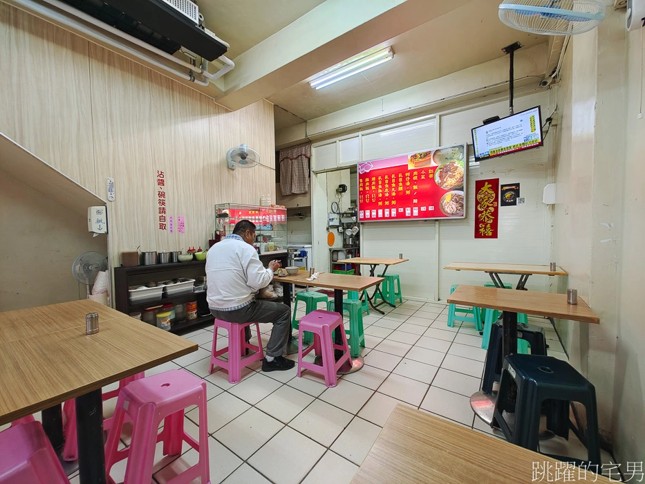 [花蓮小吃]德安雞肉飯-花蓮早餐吃雞滷飯，滷白菜、鮮蚵湯精神滿滿，德安雞肉飯菜單