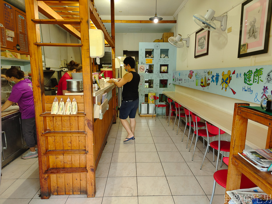 [花蓮早餐]文華早餐專賣店-必點手工酥皮蛋餅，甜燒餅，花蓮蛋餅推薦