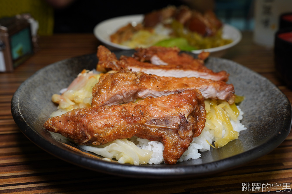 [西門町美食]一級排骨-台北排骨飯，不知道還以為在網美店，一級排骨菜單