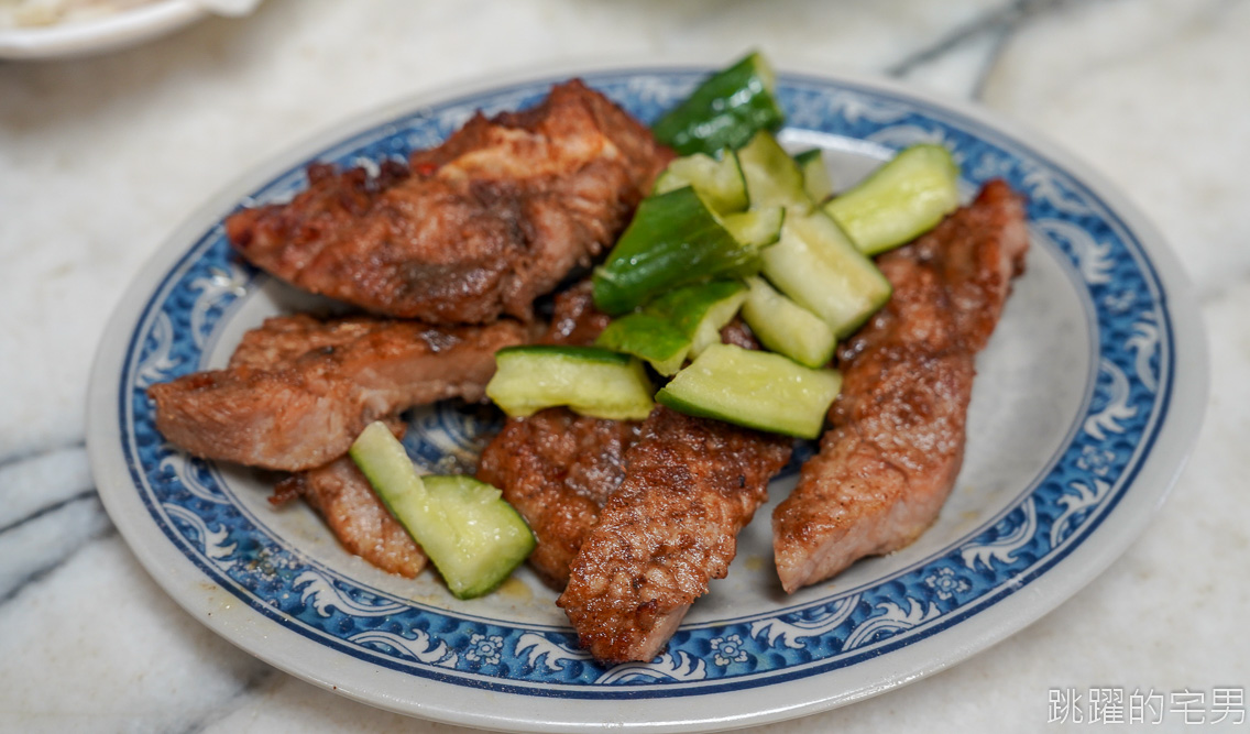 [中正區美食]城中老牌牛肉拉麵大王-點麻辣炸醬麵還附牛肉湯，台北炸醬麵，台北火車站附近美食