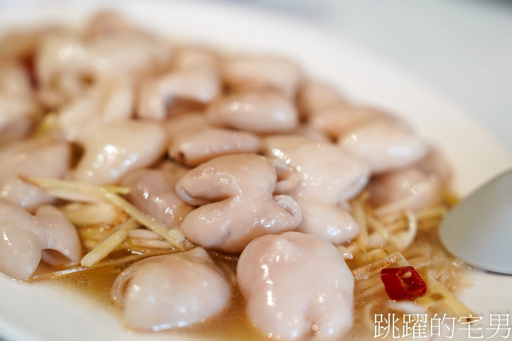 [台北中山區美食]廣東客家小館-開業60年台北餐廳，推薦烏骨鹽焗雞，芥藍牛肉是我吃過最好吃的，華陰街美食