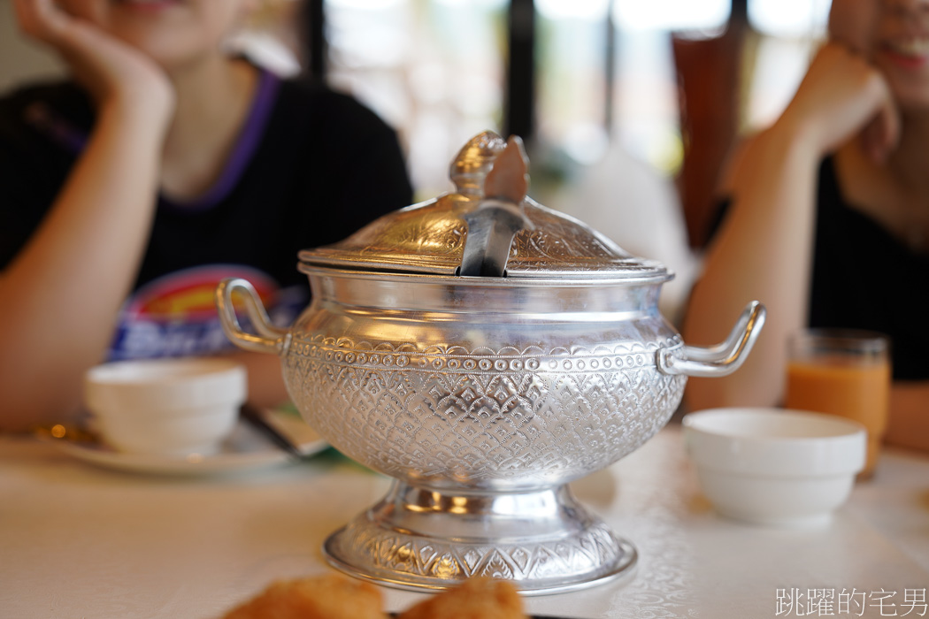 [花蓮景觀餐廳]海明漾泰式料理景觀餐廳-磯崎海水浴場化身為峇里島餐廳，無敵海景還有發呆亭，真的是超美的，花蓮戶外婚禮