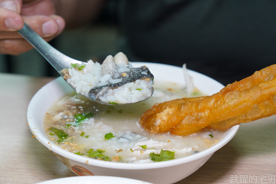網站近期文章：[台南早餐]近60年台南好吃鹹粥「阿星鹹粥」價格實在，鮮美滋味令人難忘，阿星鹹粥菜單，台南中西區美食