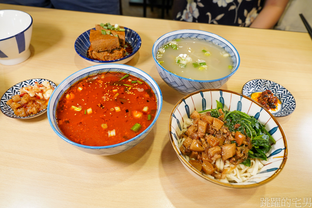 [花蓮美食]毛妹牛雜湯-大推! 清燉湯頭實在好喝! 花蓮牛雜湯推薦，雜菜魚湯超有料，花蓮宵夜