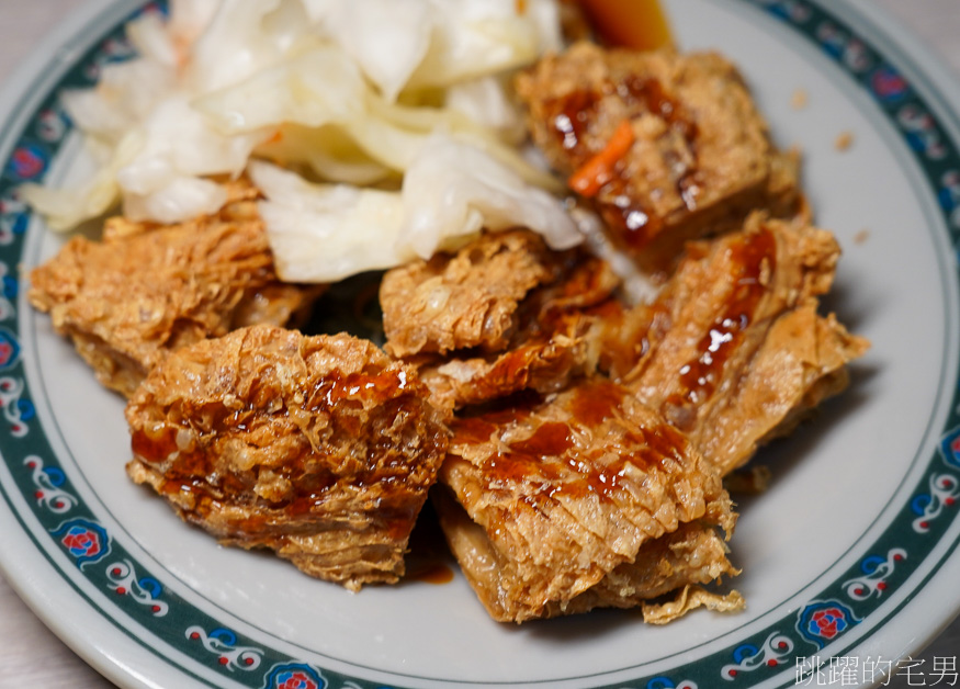 [花蓮美食]胖嘟嘟臭豆腐-花蓮韭菜臭豆腐香酥又多汁，還有炸豆皮，假日開到凌晨1點，花蓮臭豆腐推薦