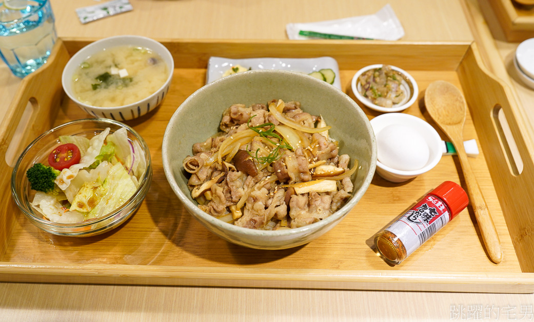 [花蓮美食]花蓮市立丼物園-好萌的花蓮簡餐店，環境舒服空間好、花蓮好吃丼飯推薦，安格斯黑牛丼、生魚片丼