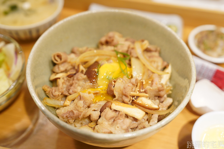 [花蓮美食]花蓮市立丼物園-好萌的花蓮簡餐店，環境舒服空間好、花蓮好吃丼飯推薦，安格斯黑牛丼、生魚片丼