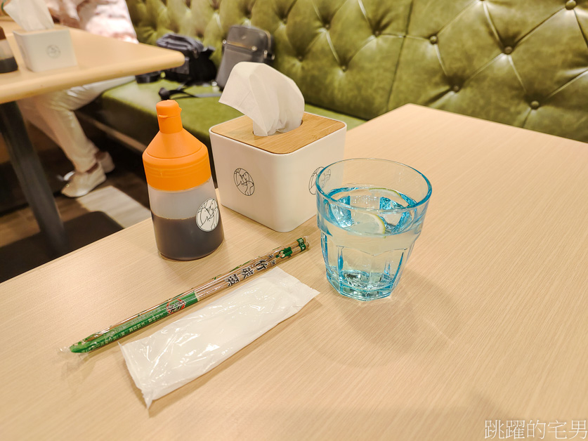 [花蓮美食]花蓮市立丼物園-好萌的花蓮簡餐店，環境舒服空間好、花蓮好吃丼飯推薦，安格斯黑牛丼、生魚片丼