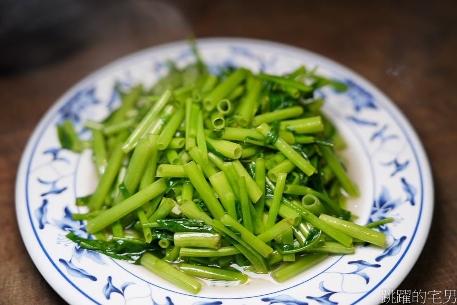 [花蓮美食]連Google地圖都不到的花蓮老店「國聯紅燒牛肉麵」必點牛肉炒飯、羊肉炒飯，花蓮下午有營業餐廳，花蓮火車站附近美食