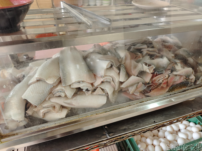 [吉安早餐]台南阿忠虱目魚-滷肉飯一碗20元，好吃又實惠，花蓮小吃