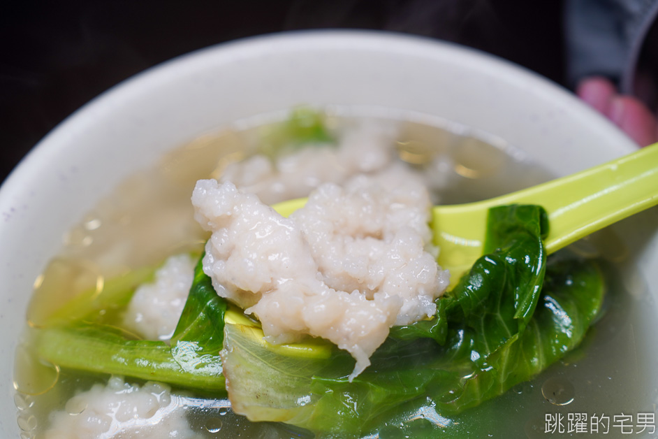 [西門町美食]叁陸伍貳港式冰室- 香港人開的台北港式冰室，必吃「豬腸粉」金磚西多士、煎釀三寶，余均益辣椒醬，西門町茶餐廳